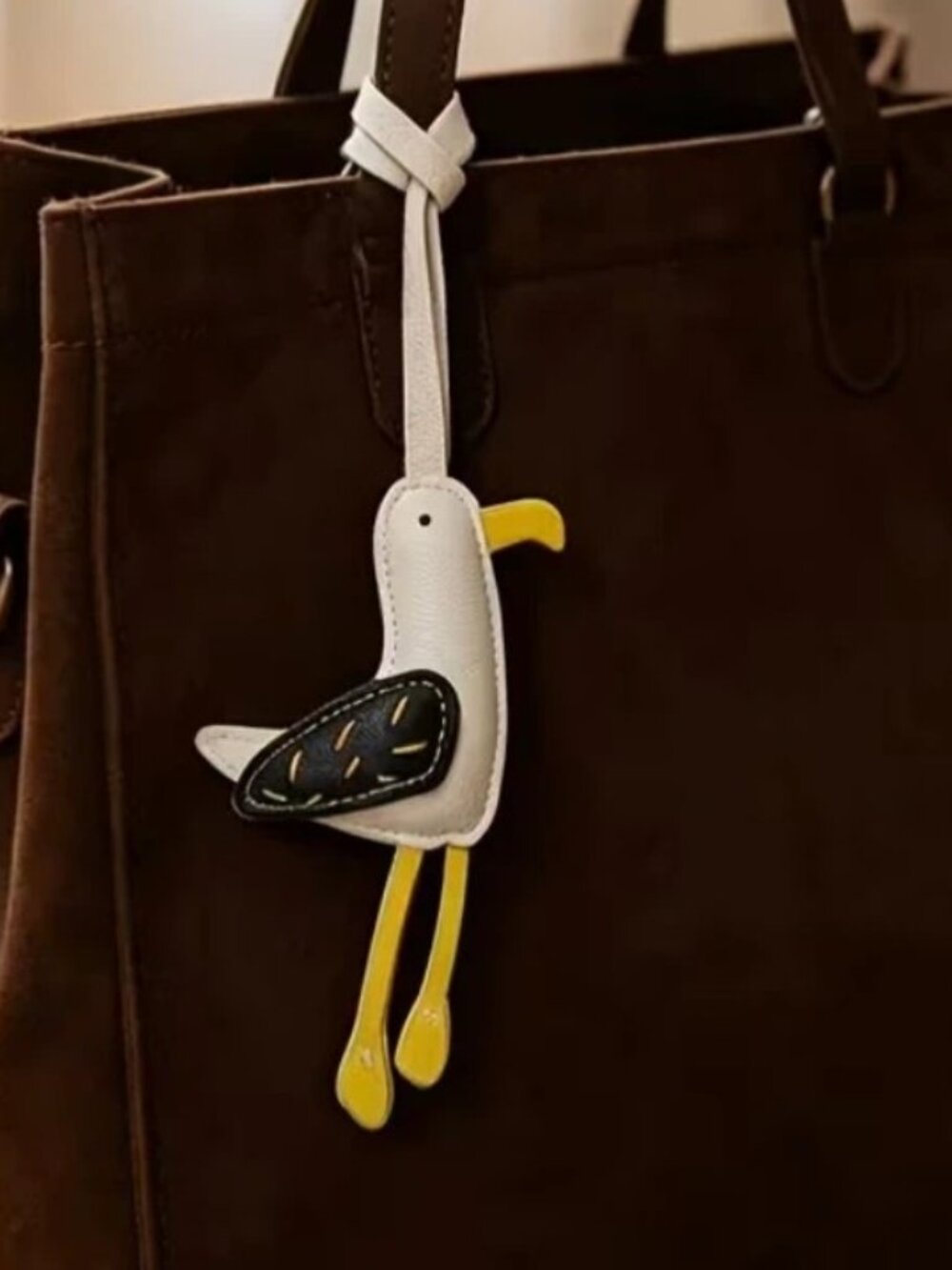 New Faux Leather Seagull Bird Bag Backpack Charm - Picture 2 of 5